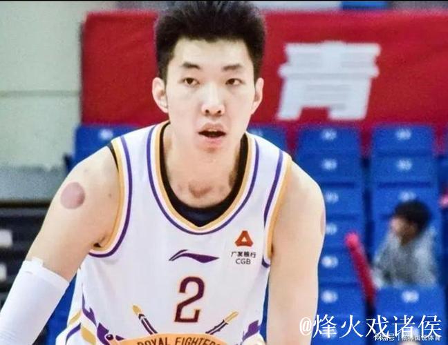 费尔德32分北控险胜深圳总分1-1 廖三宁20+10 费尔德32分北控险胜深圳总分1-1 廖三宁20+10